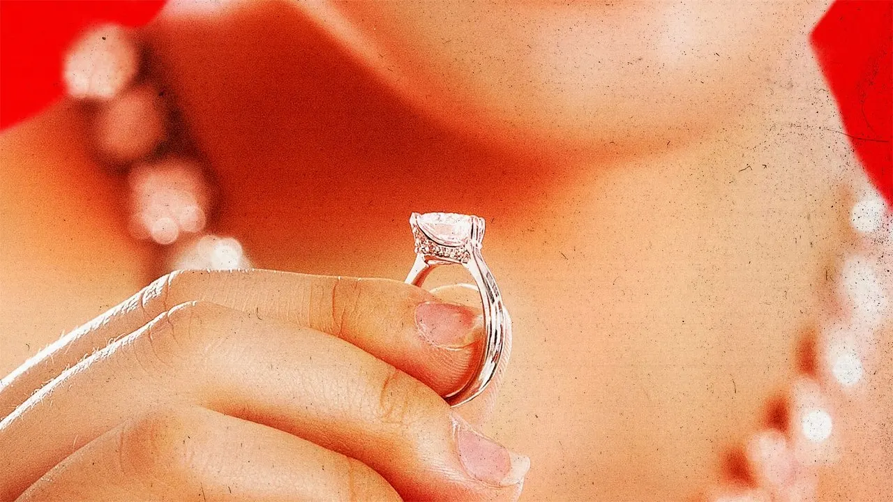 Watch Engaged to be Murdered