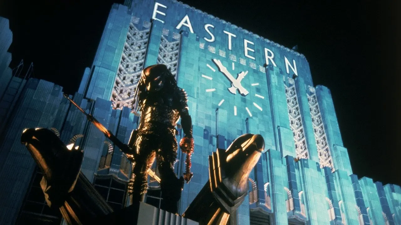 Watch Predator 2