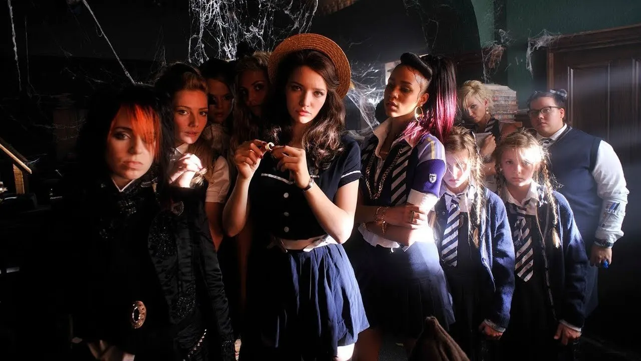 Watch St Trinian's 2: The Legend of Fritton's Gold