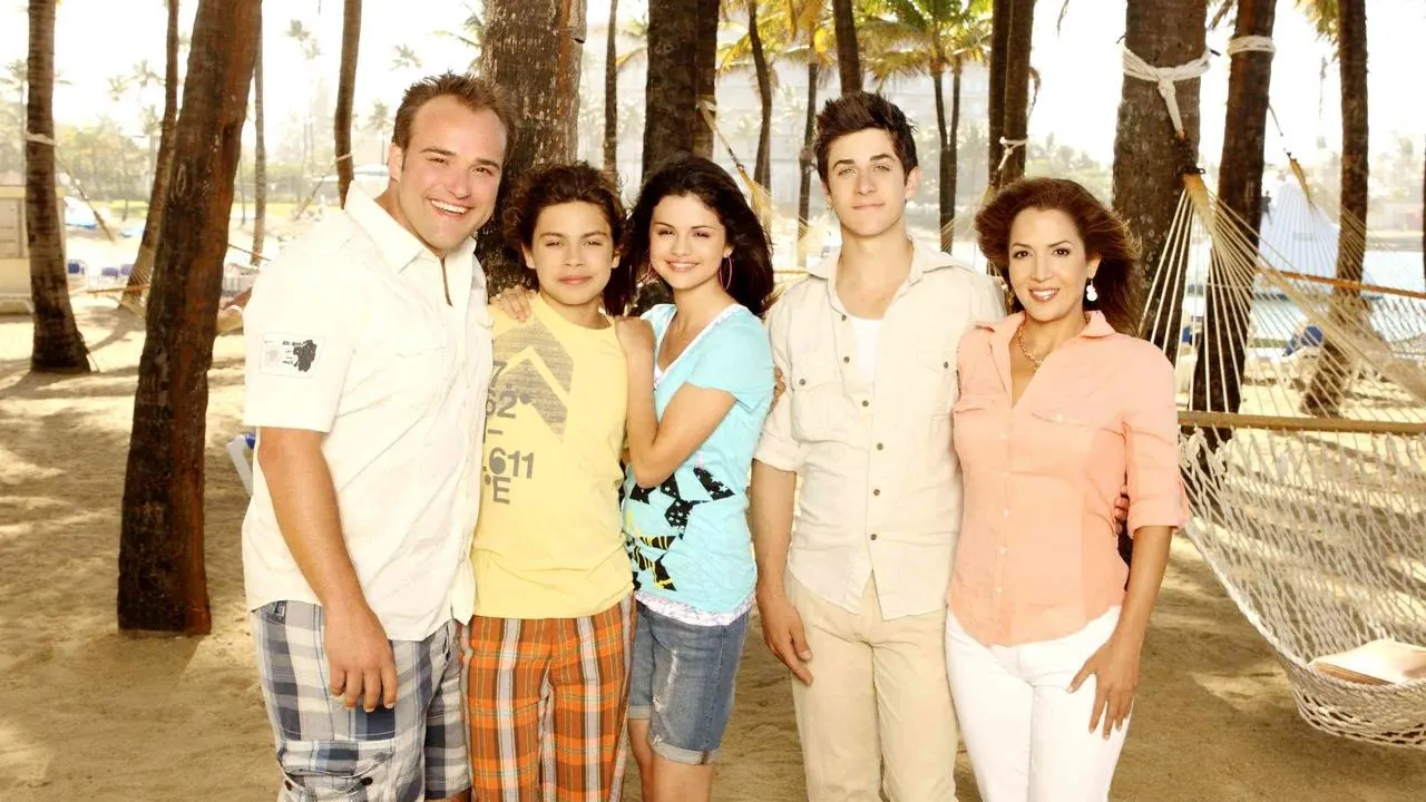 Watch Wizards of Waverly Place: The Movie